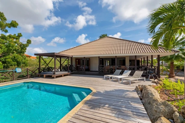 Vakantiehuis Villa huren Curaçao Jan Thiel – Voor 6p met Zwembad