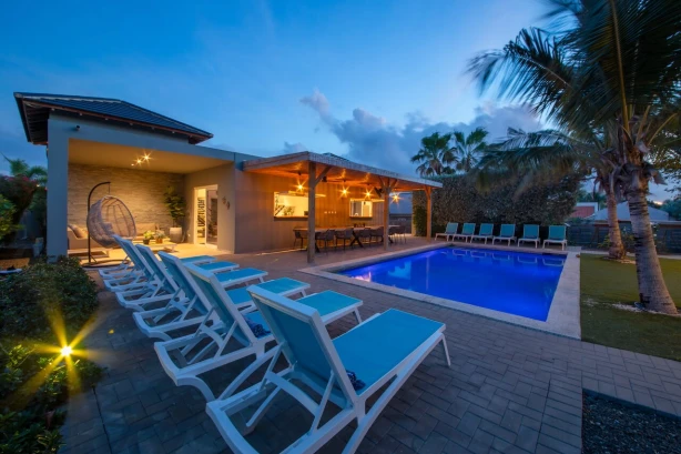 Villa Maria- Luxe vakantiehuis Curacao Vakantiehuizen