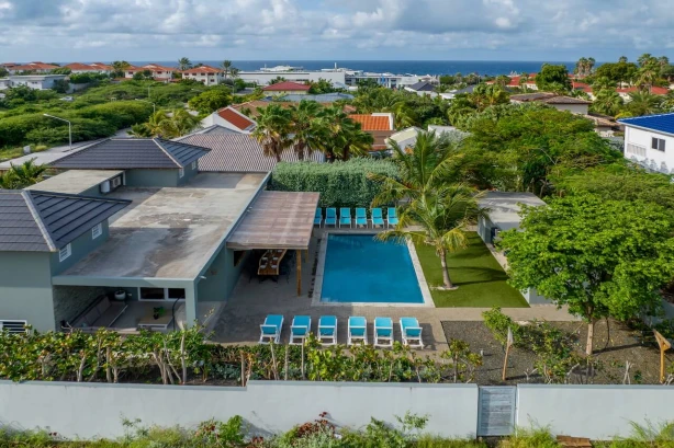 Villa Maria- Luxe vakantiehuis Curacao Vakantiehuizen