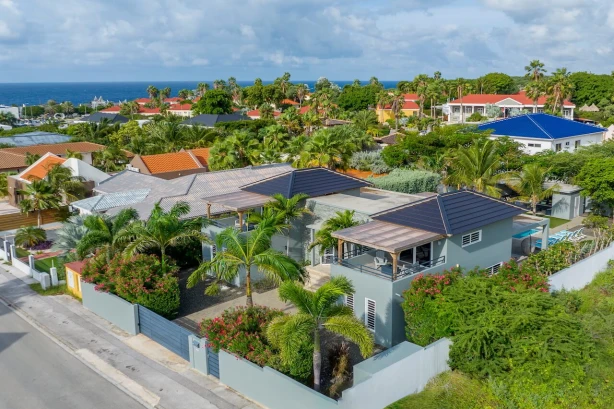 Villa Maria- Luxe vakantiehuis Curacao Vakantiehuizen