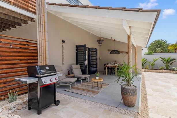 AH-Villa Tropical Beach Garden Jan Thiel Curacao Vakantiehuizen