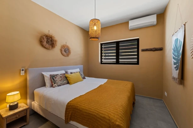 AH-Villa Tropical Beach Garden Jan Thiel Curacao Vakantiehuizen