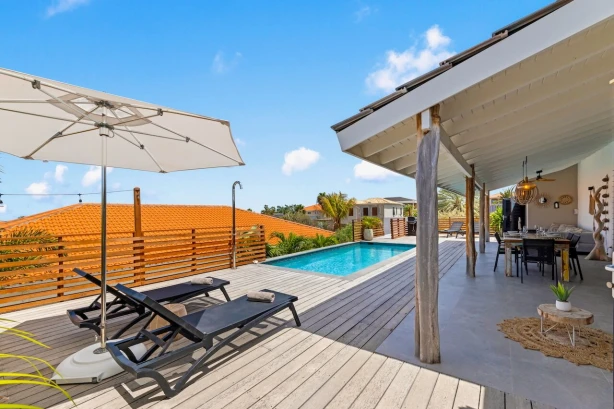 BB-Tropical Sea Sight - Villa in Jan Thiel Curacao Vakantiehuizen