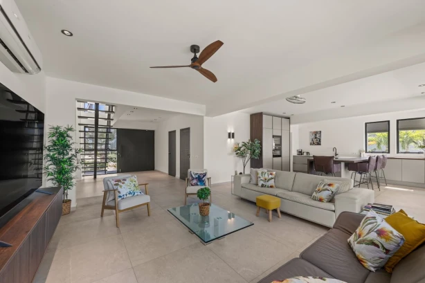 06- Villa Blue Cliff; Luxe vakantievilla huren Blue Bay Curaçao voor 2-8 personen Curacao Vakantiehuizen