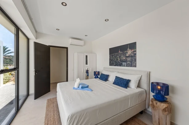06- Villa Blue Cliff; Luxe vakantievilla huren Blue Bay Curaçao voor 2-8 personen Curacao Vakantiehuizen