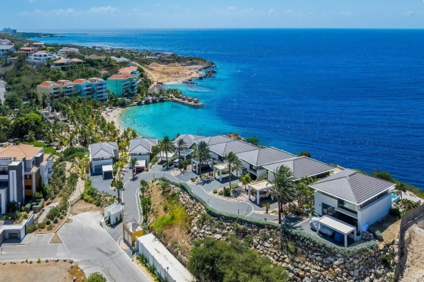 06- Villa Blue Cliff; Luxe vakantievilla huren Blue Bay Curaçao voor 2-8 personen Curacao Vakantiehuizen