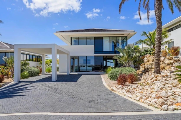 06- Villa Blue Cliff; Luxe vakantievilla huren Blue Bay Curaçao voor 2-8 personen Curacao Vakantiehuizen