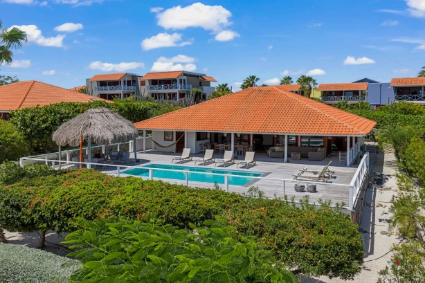 Villa Palm Horizon: Luxe Vakantievilla Huren op Boca Gentil Resort, Jan Thiel Curacao Vakantiehuizen
