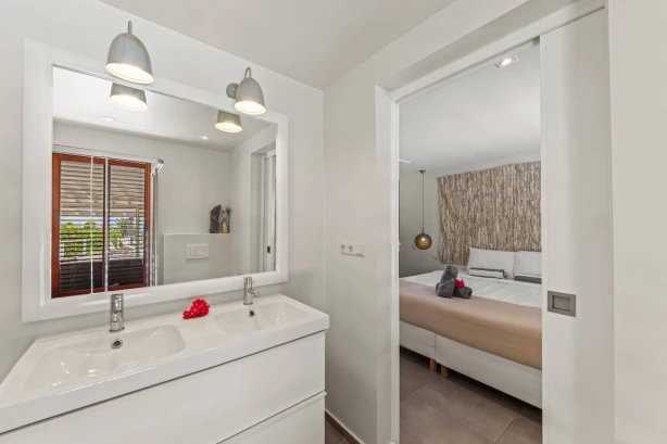 Villa Palm Horizon: Luxe Vakantievilla Huren op Boca Gentil Resort, Jan Thiel Curacao Vakantiehuizen