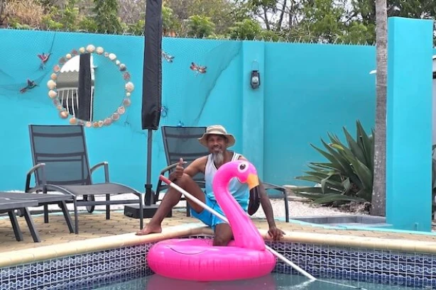 34- Villa Turquoise: groot tropisch vakantiehuis voor 4-14 p in Curacao huren met prive zwembad Curacao Vakantiehuizen