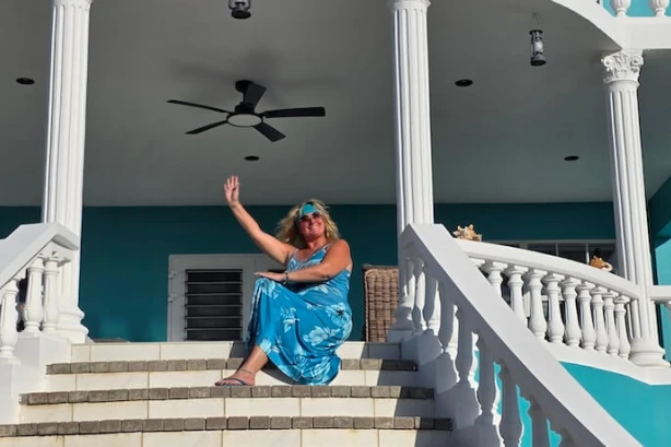 34- Villa Turquoise: groot tropisch vakantiehuis voor 4-14 p in Curacao huren met prive zwembad Curacao Vakantiehuizen