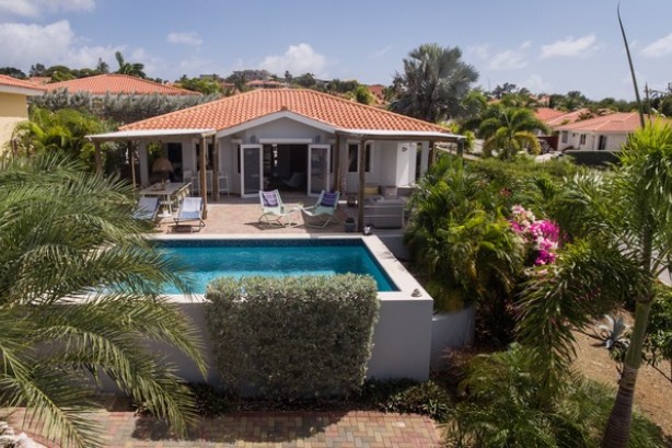 Villa Joya-Marbella Estate, Jan Thiel - Curacao Vakantiehuizen