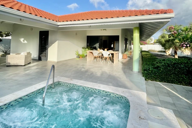 Villa Rom Vista Royal Curacao Vakantiehuizen
